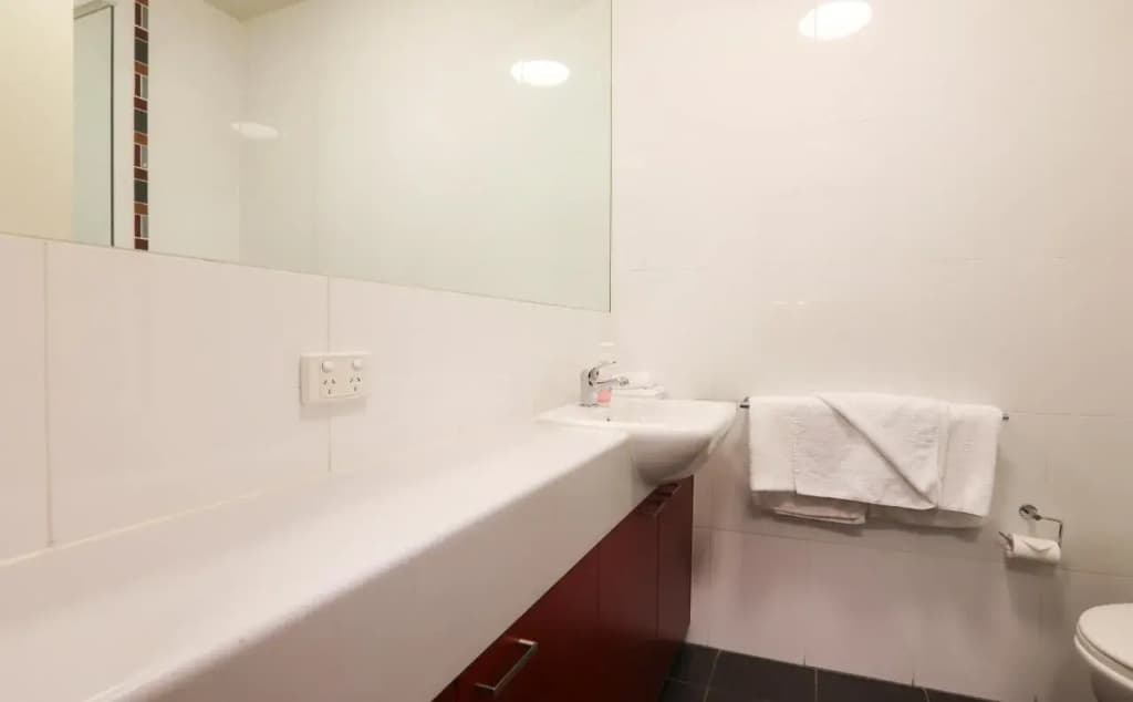 Alston Apartments - photo 9