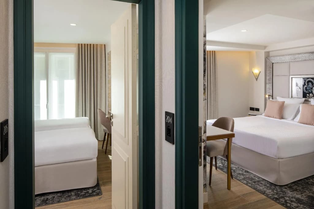 Hotel Des Champs Elysees - photo 27