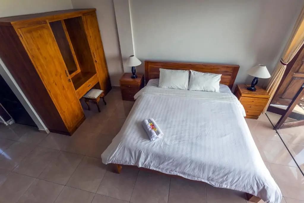 Waroeng Surya Home Stay - photo 5