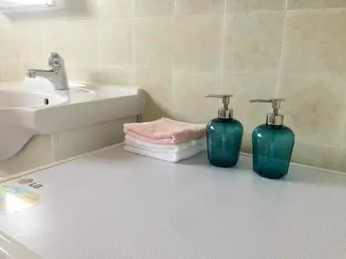 Convenient, Bright and Affordable 2 Bedroom Unit - photo 7