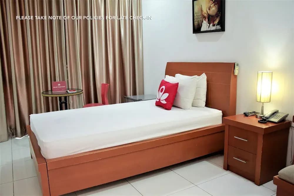 ZEN Rooms Setiabudi 15 - photo 5