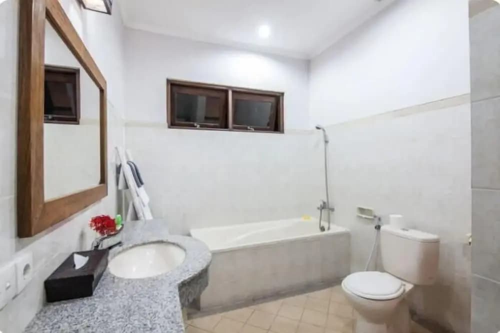 SMV . 7-BR · 7BR Pool Prime Area Walk to Beach N Shops Legian - photo 8