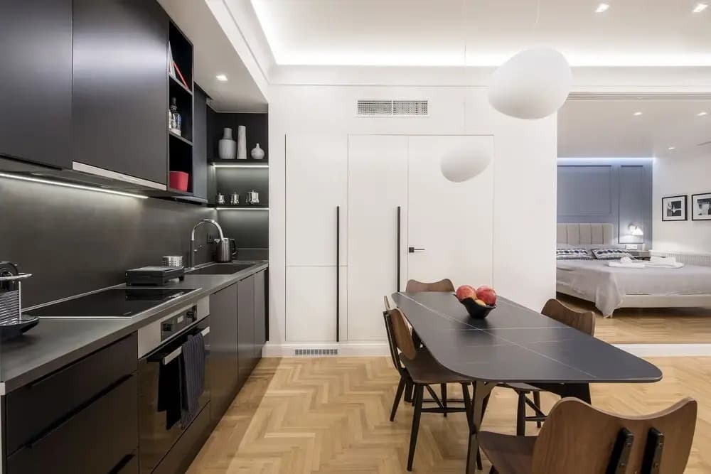 Chic central Athens apartment at Mavilli Sq. - photo 13