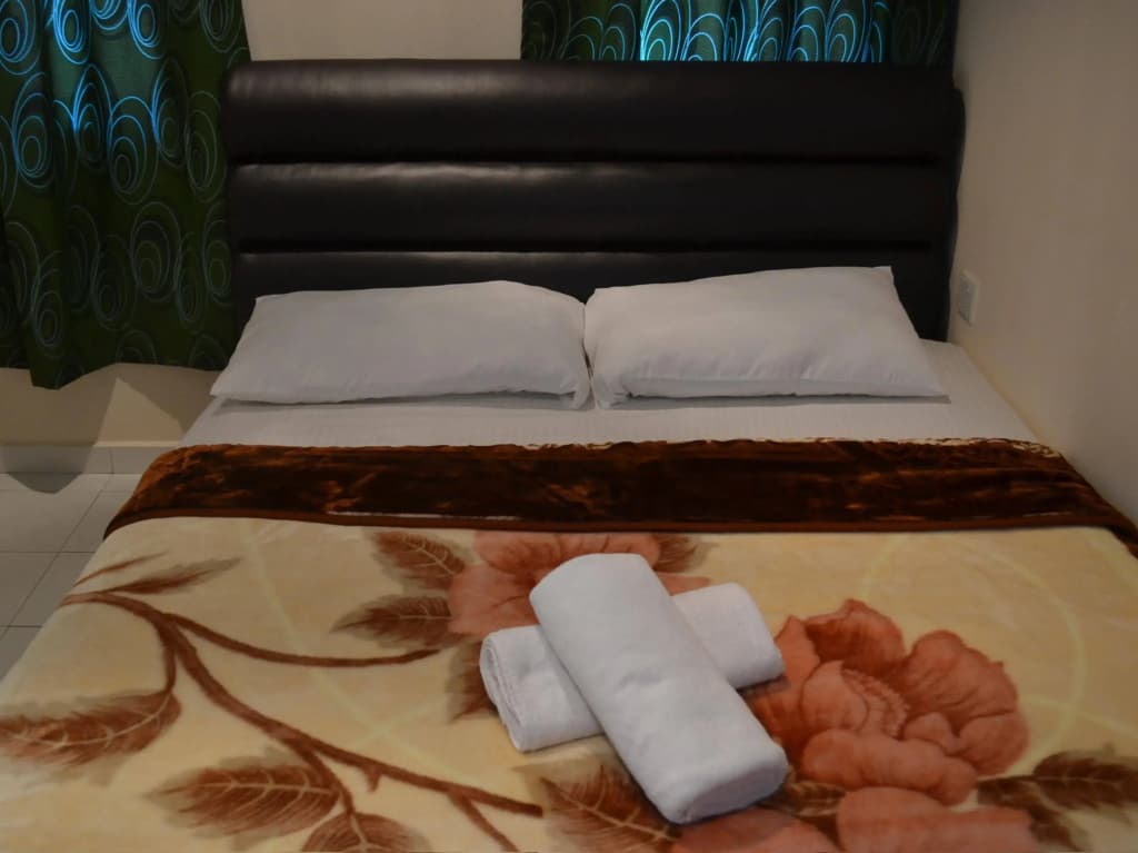 OYO 774 Hotel Iskandar - photo 3