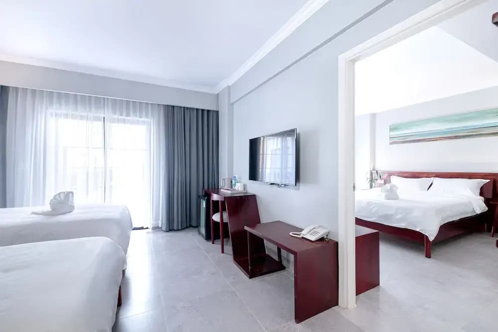 Solar hotel - photo 5