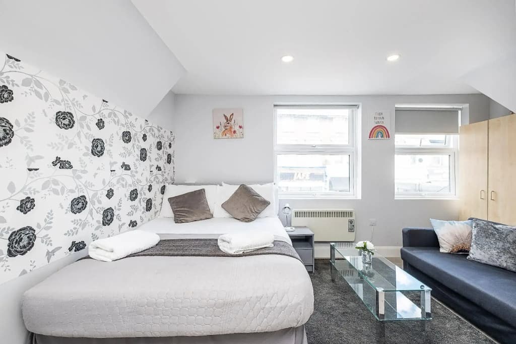Securematics Queens Studio Apartments - photo 2