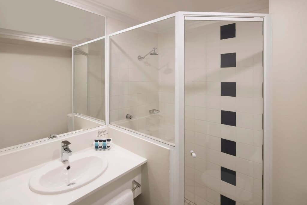 ibis Styles Sydney Central - photo 9