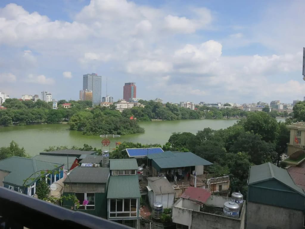 Artisan Lakeview Hotel - photo 12