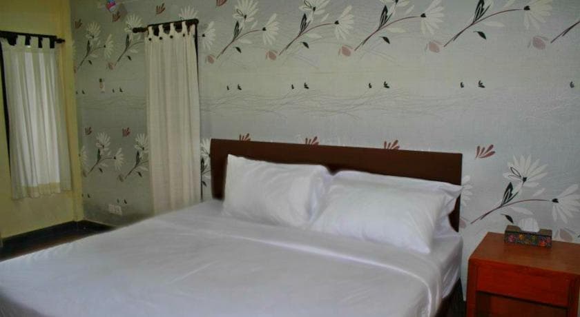 Village Indah Villas - photo 3