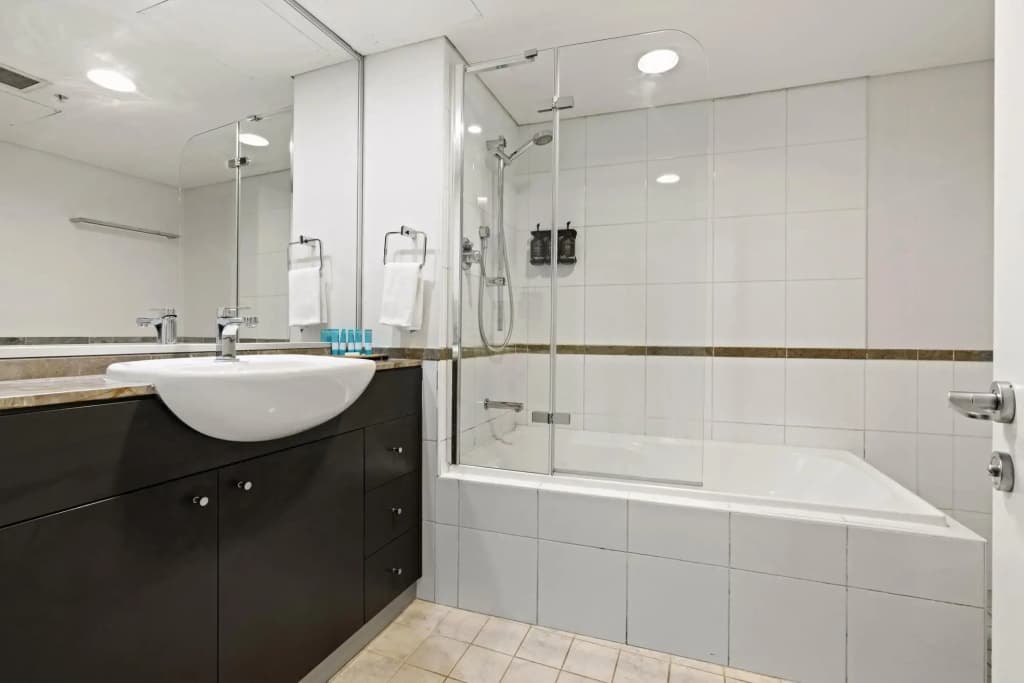 Chic City Abode in Sydney - photo 6