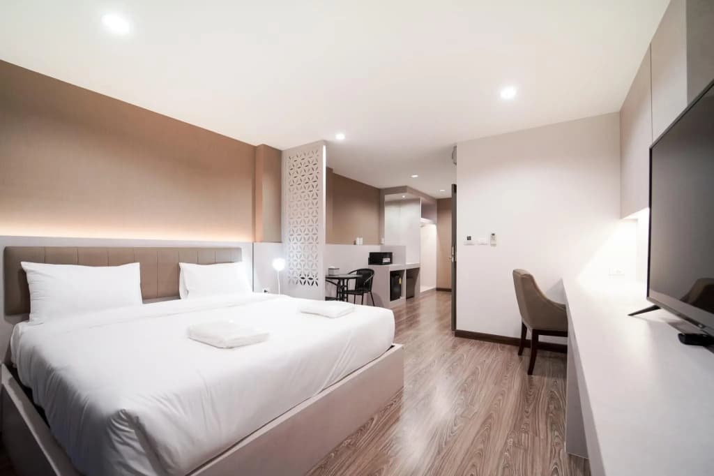 The Y House - photo 15