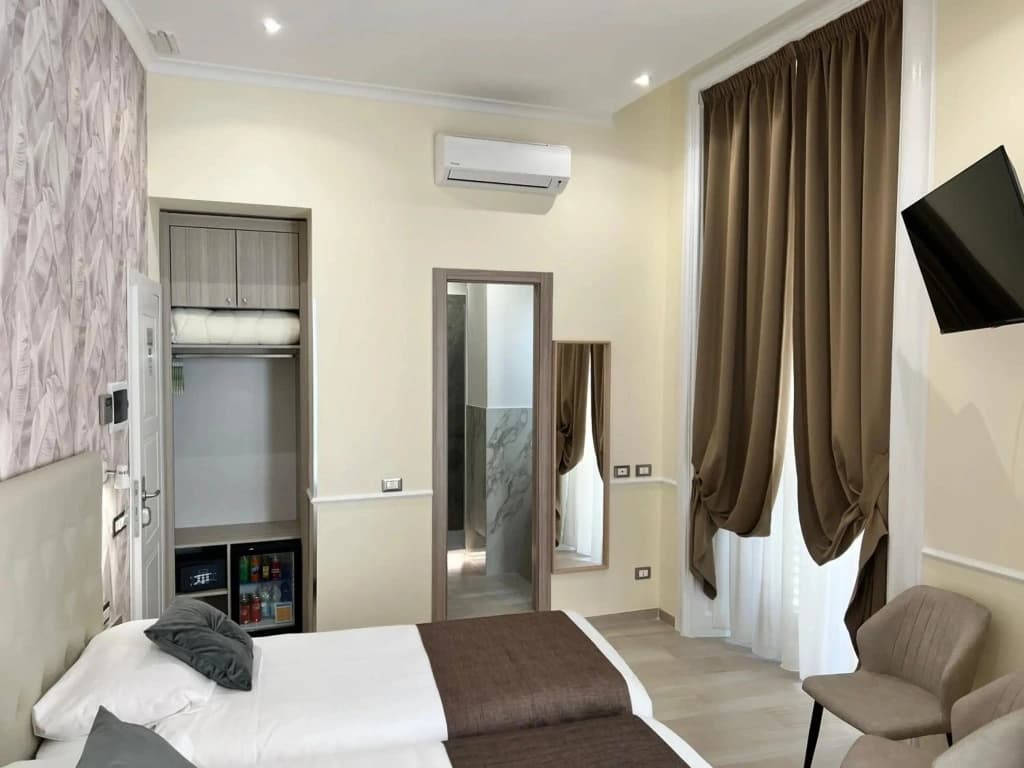 Hotel Le Petit - photo 23