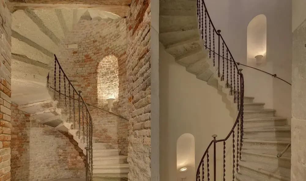 DOGE Stair - photo 13