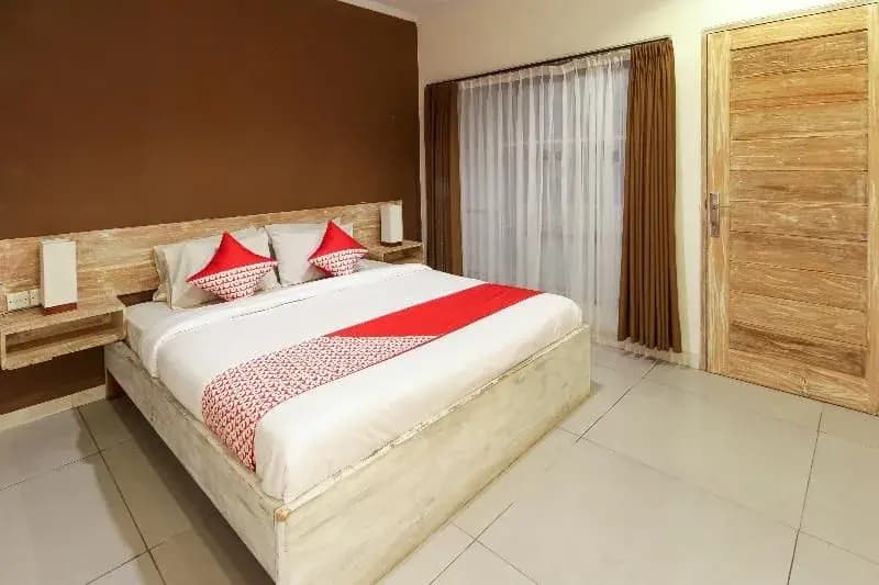 OYO 817 Mesari Beach Inn - photo 5