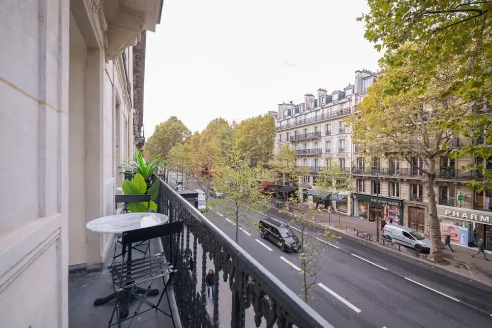Modern and Cosy Flat in the Heart of Paris - photo 6