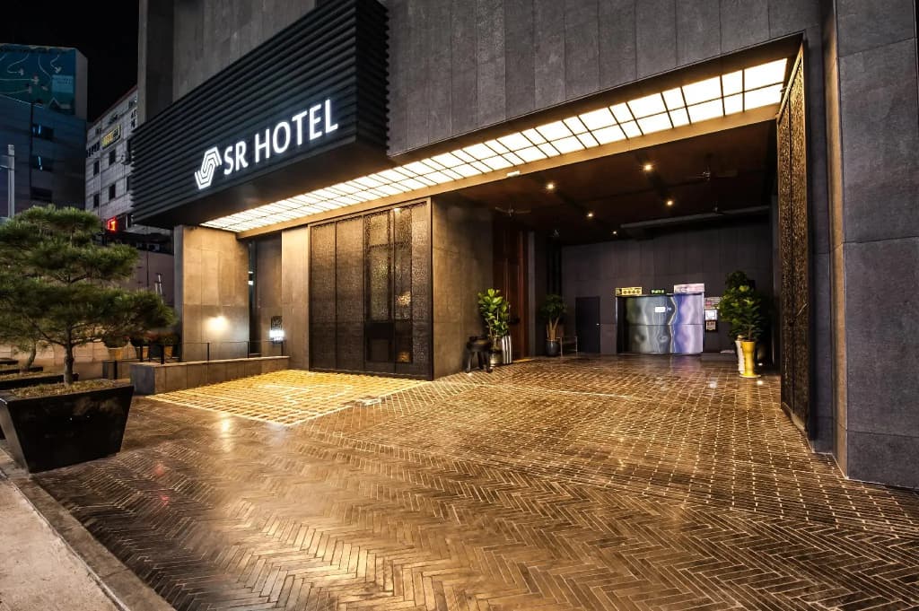 SR Hotel Sadang - main photo