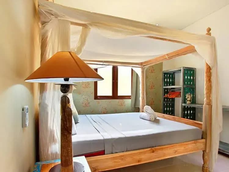 Legian Beach Villa - photo 1