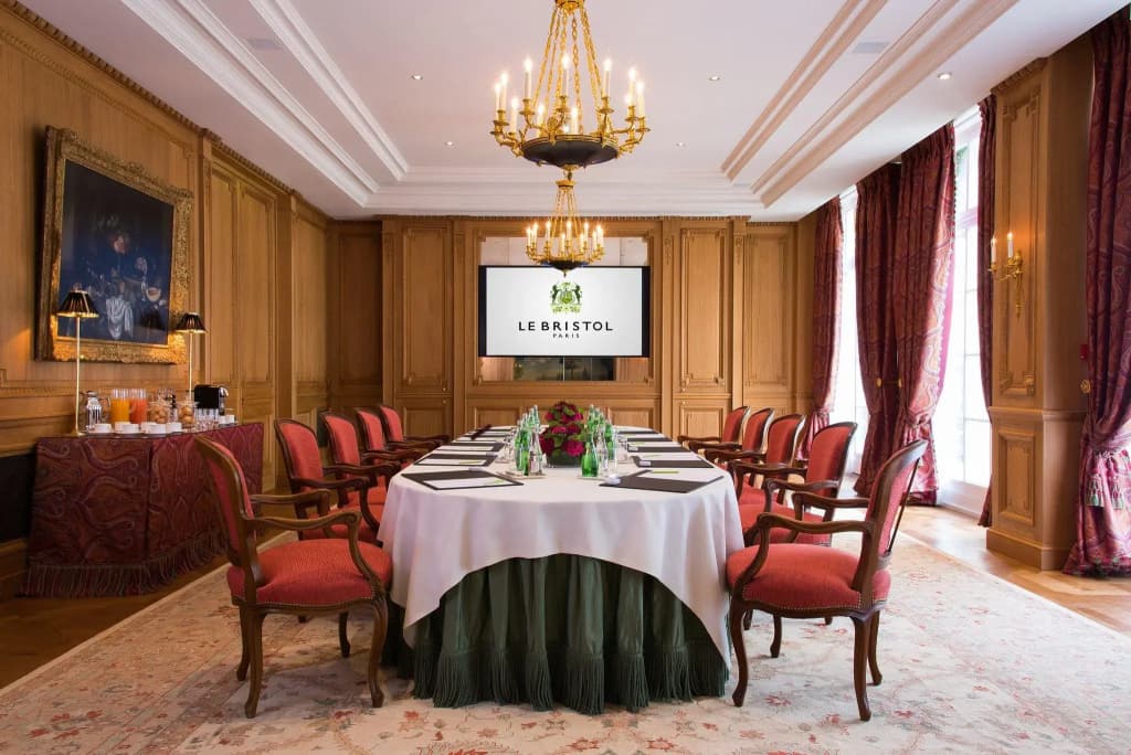 Hotel Le Bristol Paris - photo 28