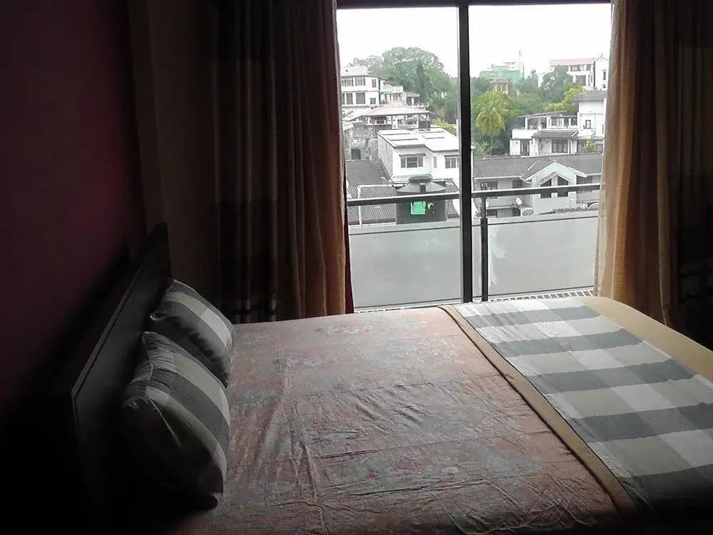 TJ'S Apartments - photo 4