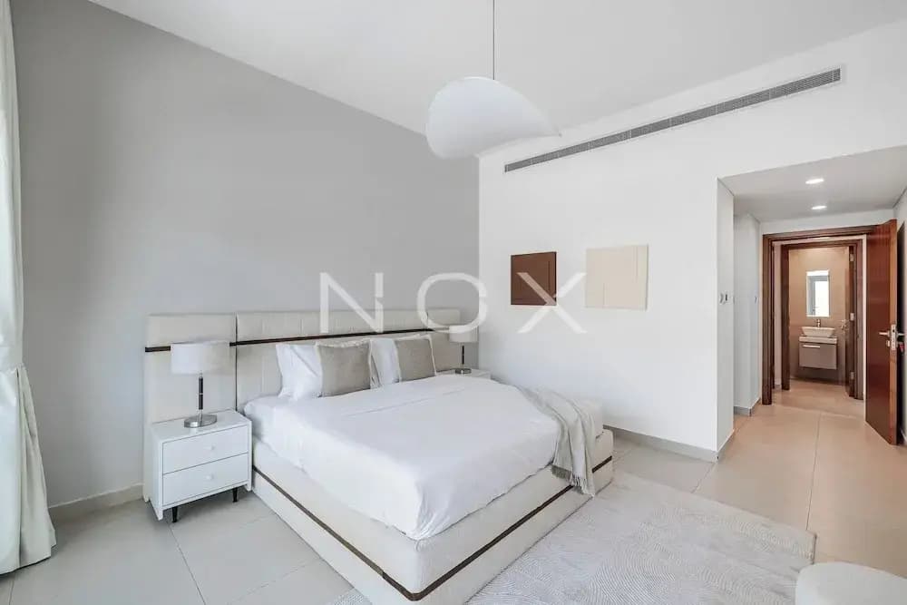 1BR with Study City View Bay Square B7 - photo 3