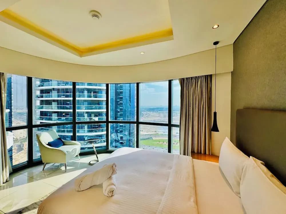 Venduras Cozy 3BR at Damac Tower - photo 9