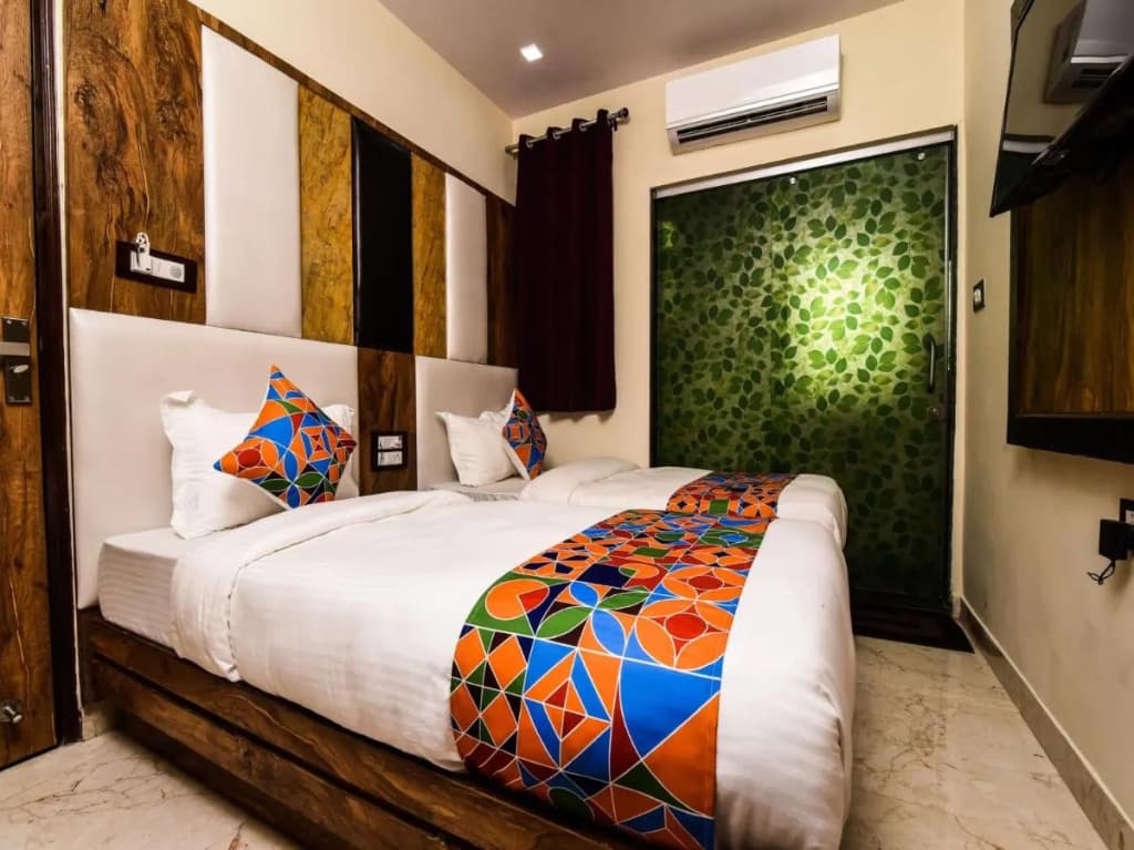 Hotel Dollar Inn - photo 13