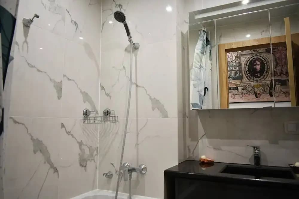 Beautiful and Bright Apartment in Paris 19th - photo 6