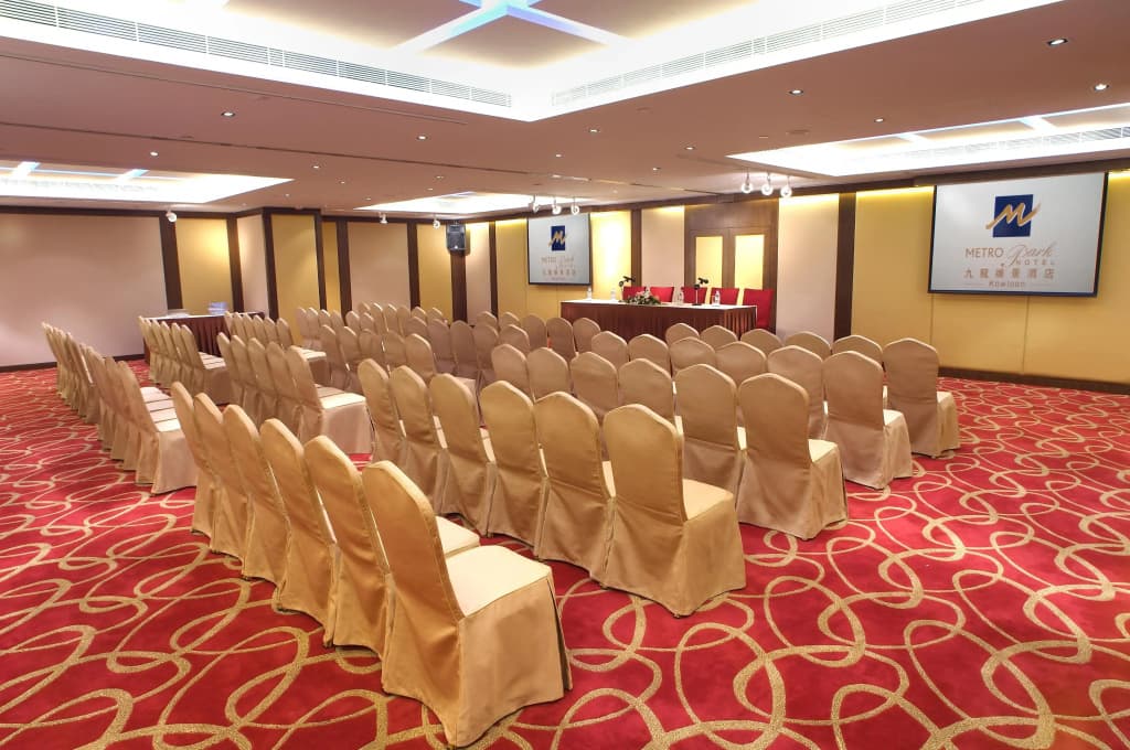 Metropark Hotel Kowloon - photo 18
