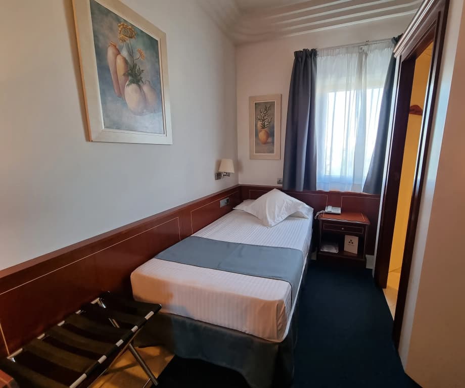 Hotel Gran Legazpi - photo 3