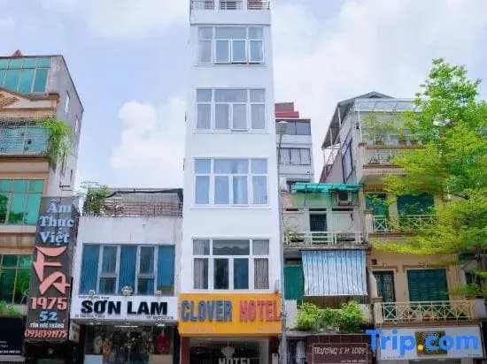 Clover Hotel - photo 1