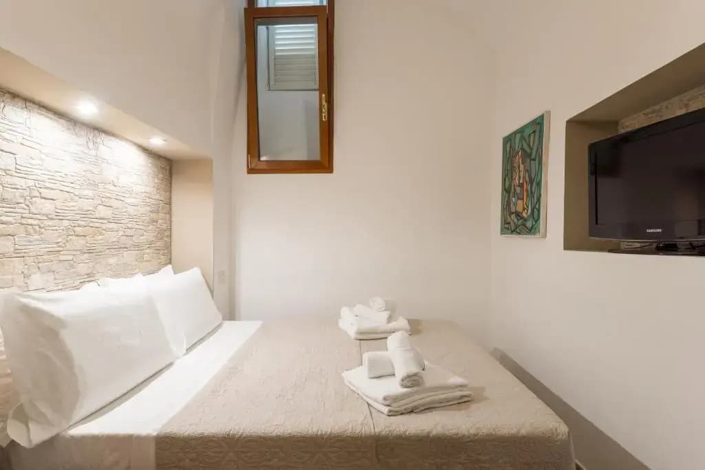 TrinitaDeiMonti Guest House - photo 2