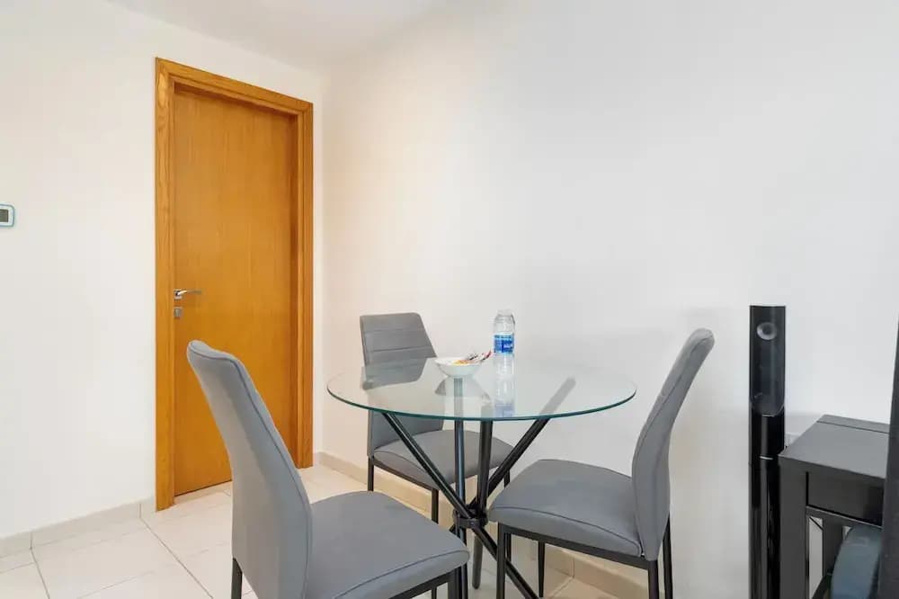 Spacious Studio in Bay Square by Bespoke - photo 13