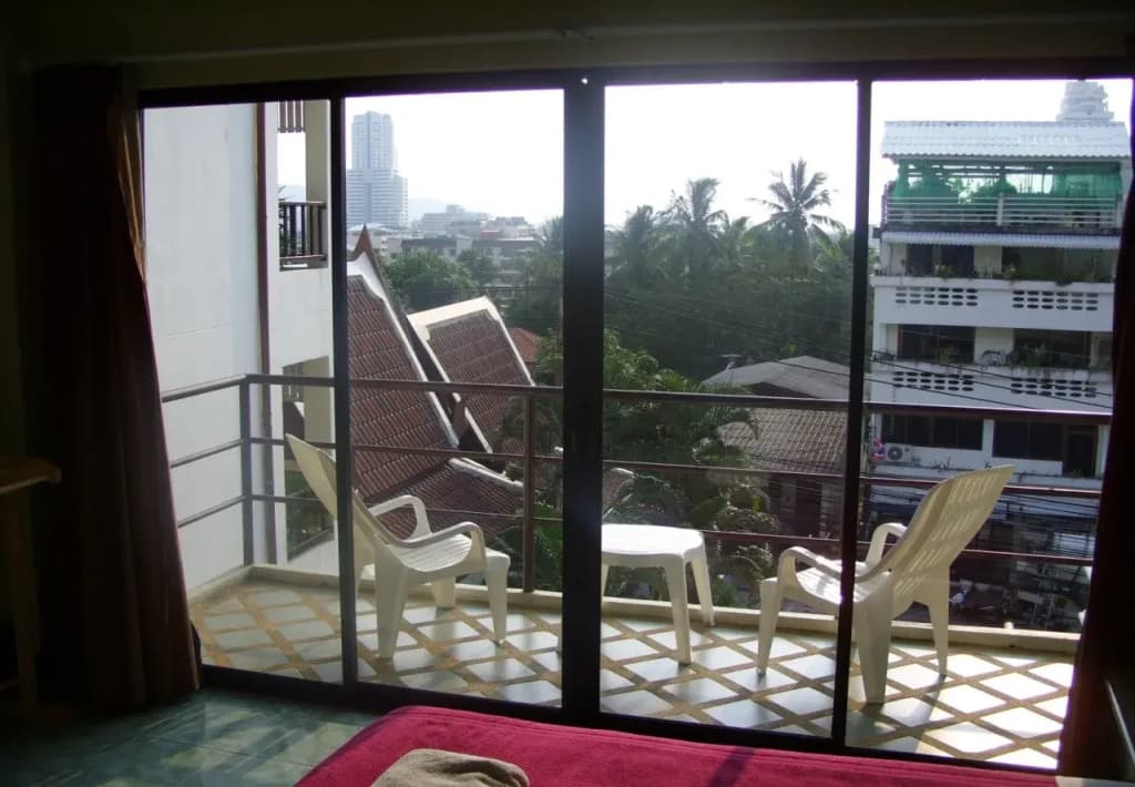 Baan Nitra Guesthouse - photo 6