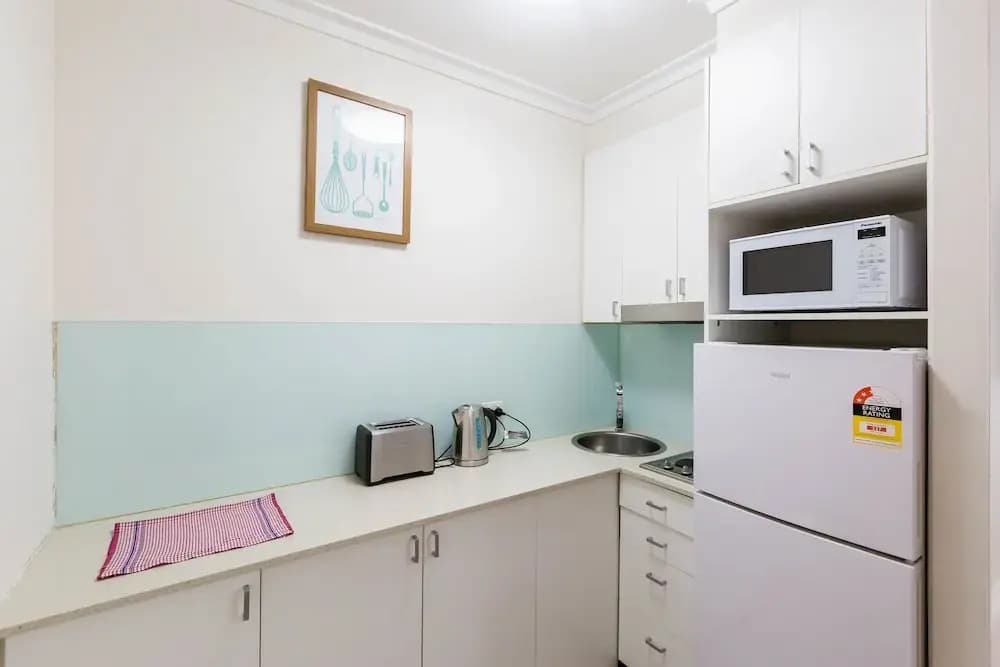 GENIE, 1BDR East Melbourne Studio - photo 9