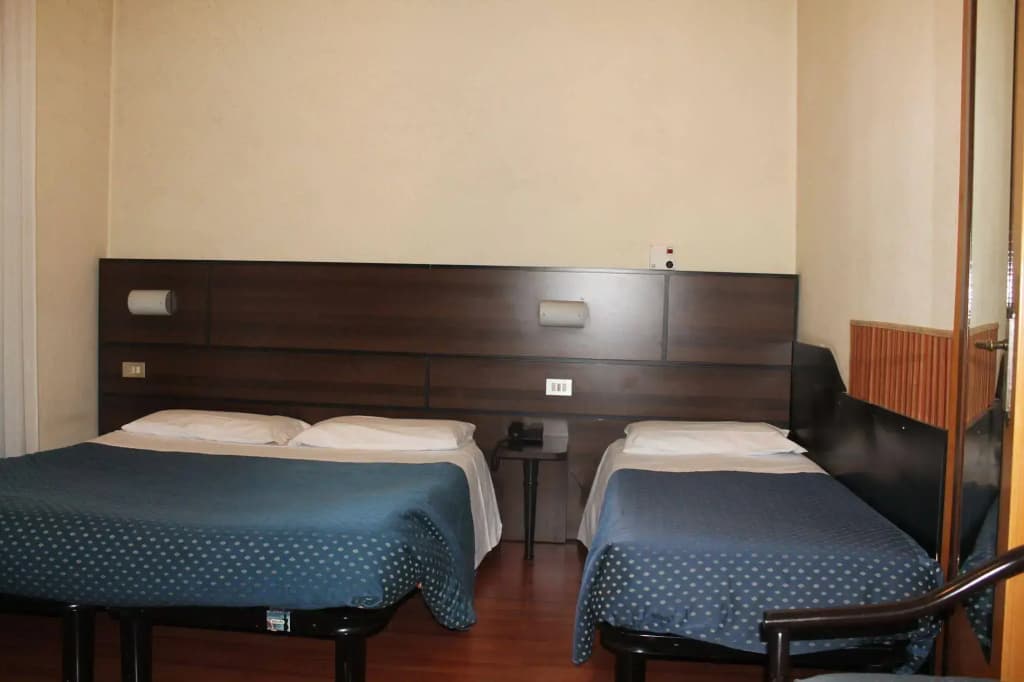 Hotel Catalani & Madrid - photo 5