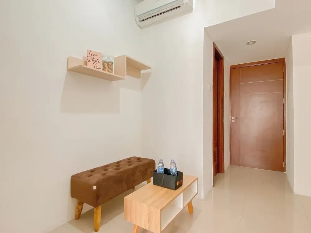 Basic Simple 1Br At Apartment Vittoria Residence - photo 9