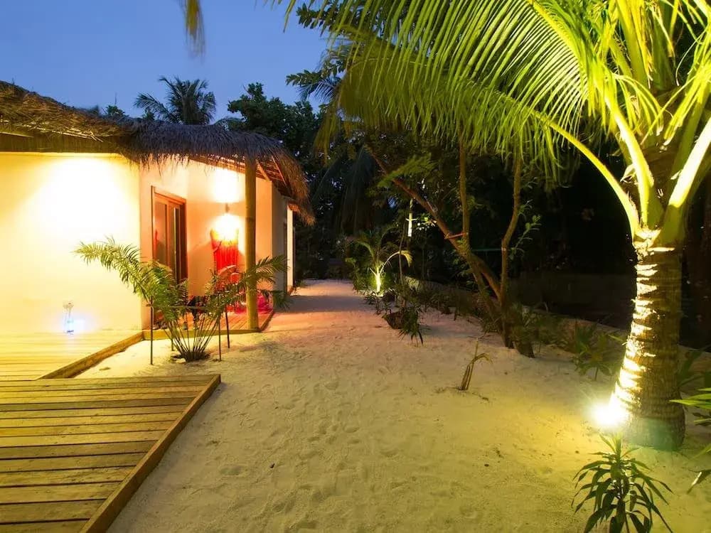 Maldives Oceanic Village - photo 7