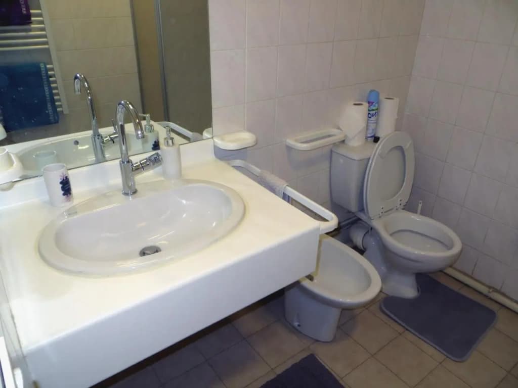 212 C Avenue de la Californie - photo 9