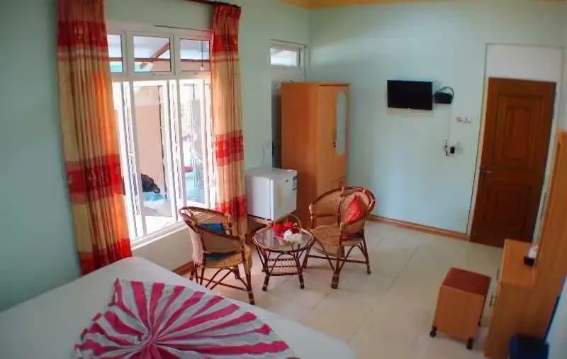 Thulusdhoo Stay Guest House - photo 3