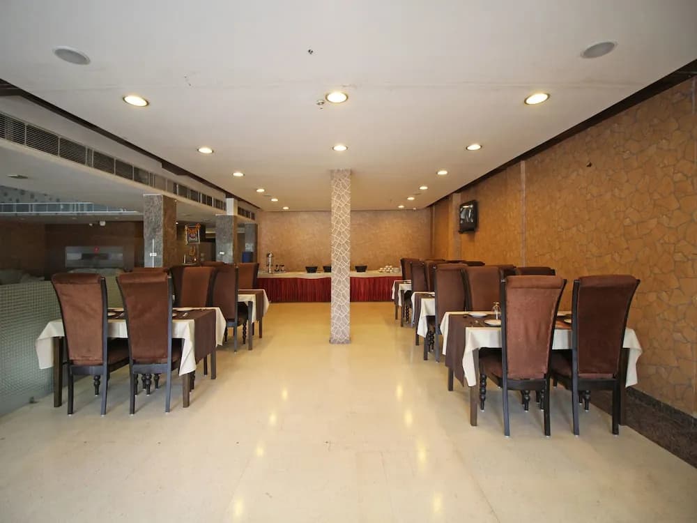 Hotel Mint Park Blue by OYO - photo 13