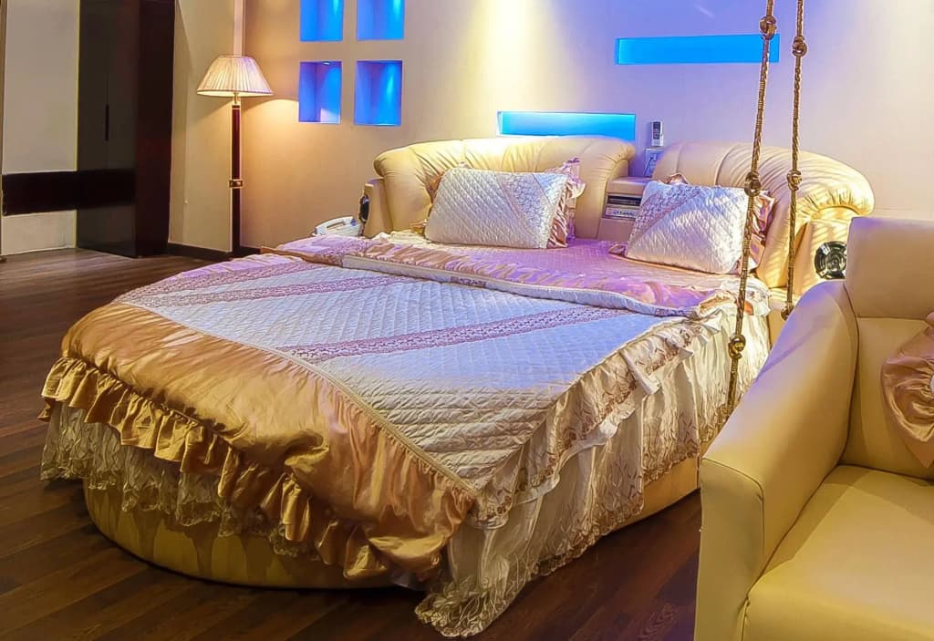 Dewdrop Intercity Hotel - photo 7
