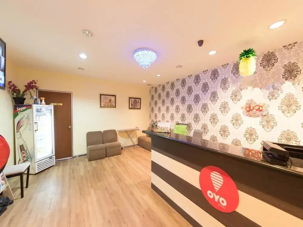 OYO 162 FB Hotel - photo 2