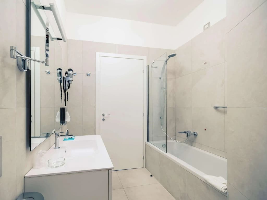 Mercure Milano Solari Hotel - photo 17
