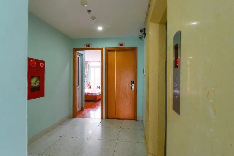 OYO 241 Hp Home Hotel - photo 11