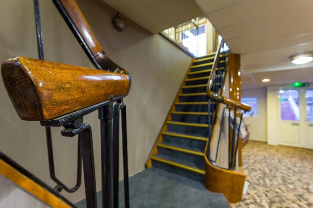 Grand Jules Boat Hotel Budapest - photo 17