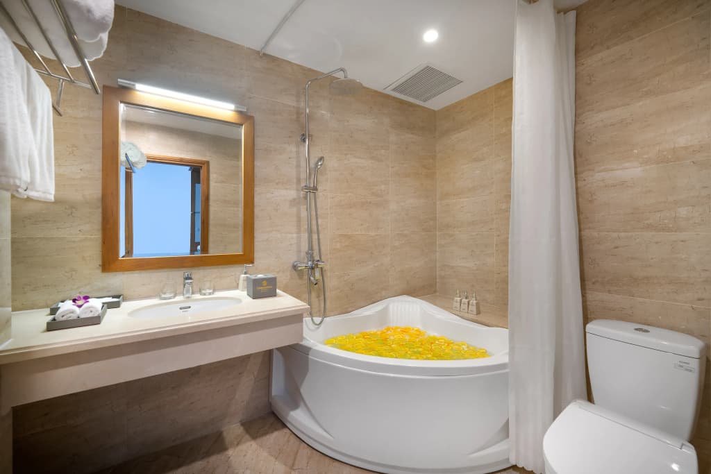 Diamond Sea Hotel - photo 10