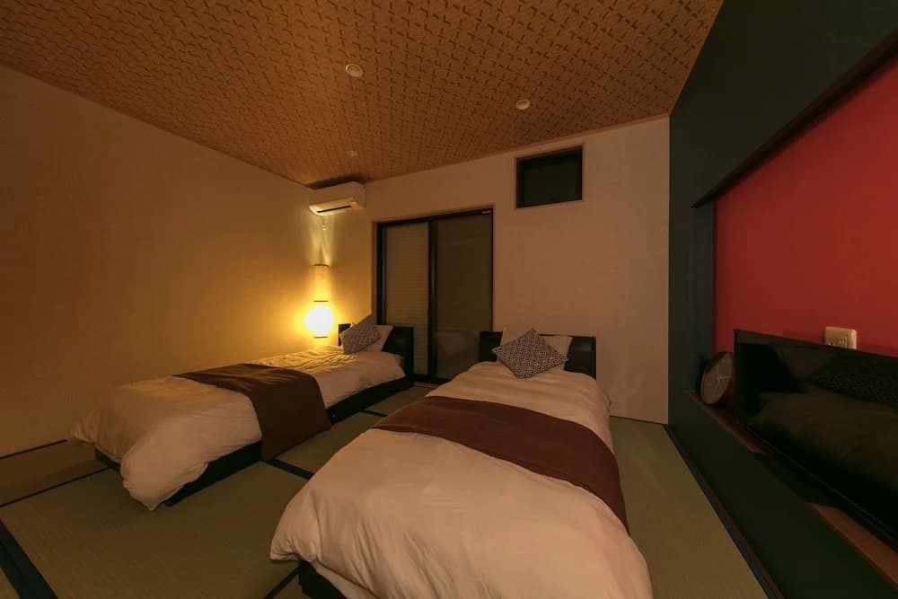 GUESTHOUSE Higasikujyou Yanagi Sitamachi - photo 1