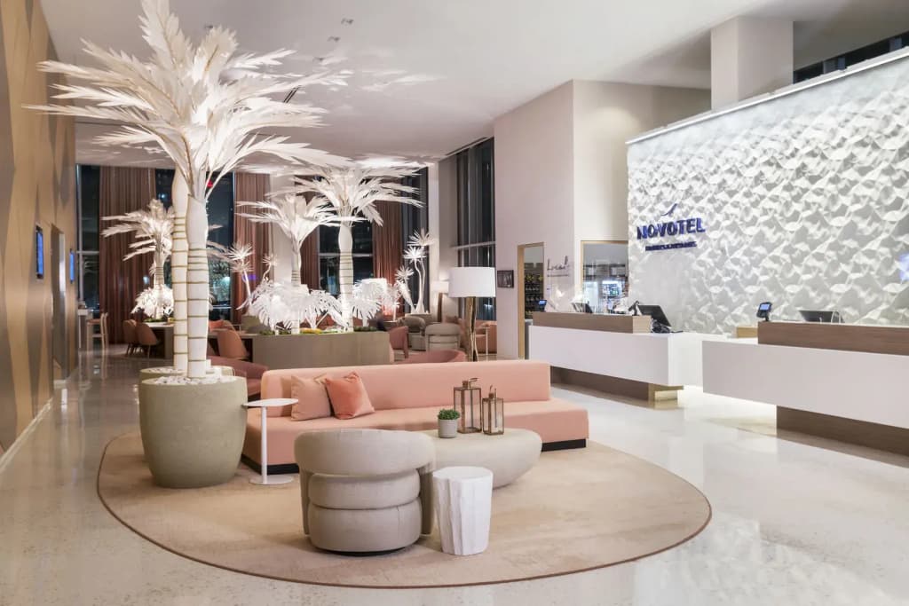 Novotel Miami Brickell  - photo 2