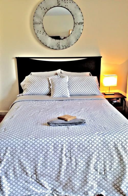 Hipsters Cove Bed & Breakfast - photo 5