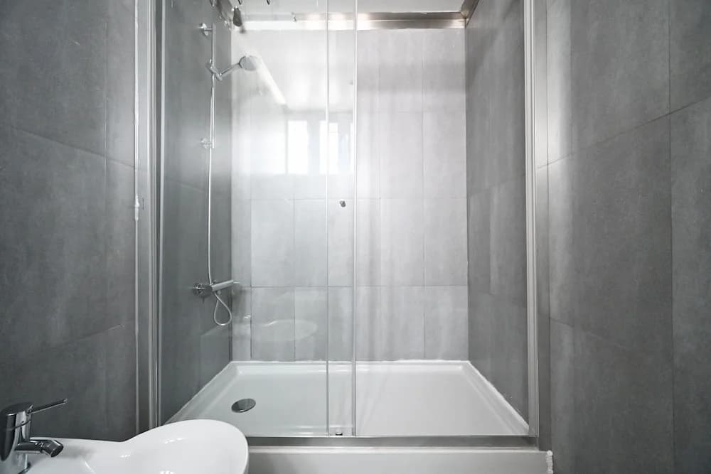 Famous Crows Lisbon Suites - photo 7